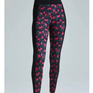 Noli yoga pant. Small. New!